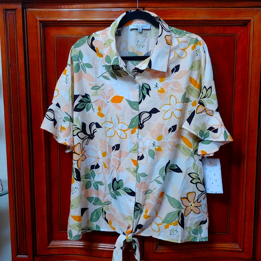 Sweet Rain Floral Ruffled Sleeves Tie-Front Blouse; Pit-Pit 24 in.